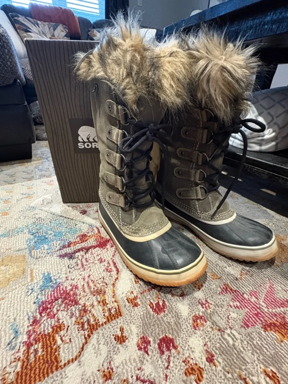 Sorel Joan of Artic Boots - Picture 1 of 7